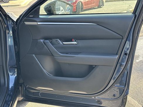 Certified 2025 MAZDA CX-50 AWD 2.5 S w/ Premium Package image 12