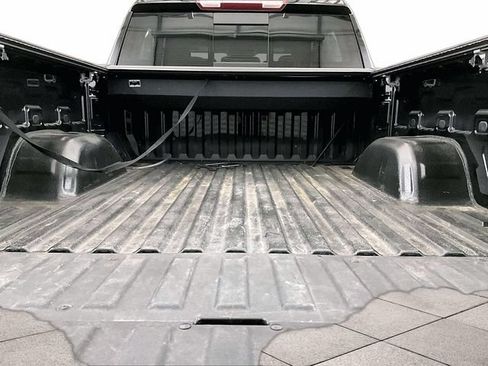 Used 2023 GMC Sierra 1500 Elevation w/ Preferred Package AWD/4WD image 32
