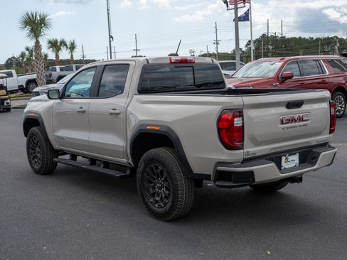 New 2026 GMC Canyon Elevation w/ Convenience Package image 5