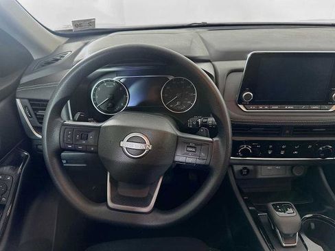 Certified 2025 Nissan Rogue S image 20