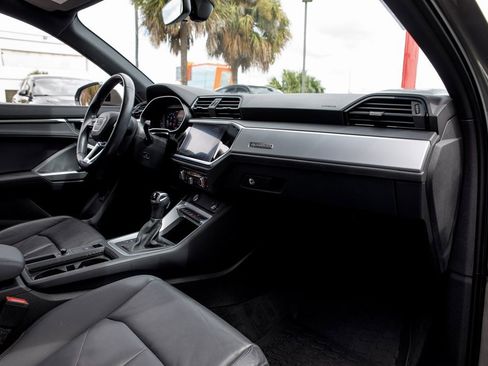 Used 2020 Audi Q3 2.0T Premium w/ Convenience Package image 35