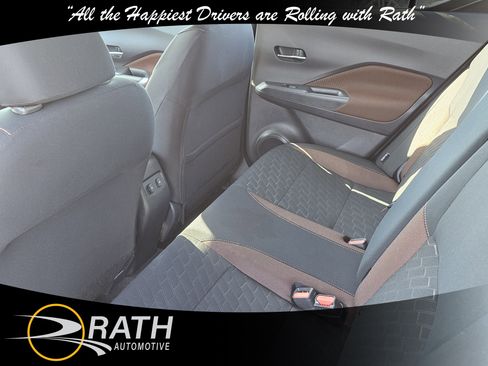 Used 2024 Nissan Kicks SR image 16