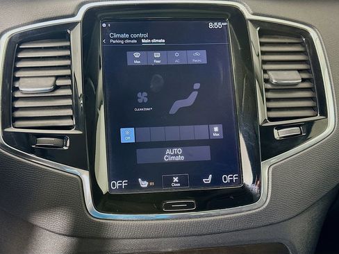 Used 2017 Volvo XC90 T5 Momentum w/ Vision Package FWD image 15