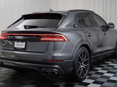 Used 2022 Audi SQ8 Prestige w/ Prestige Package image 17