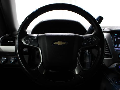 Used 2019 Chevrolet Tahoe LT image 12
