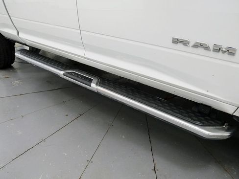 Used 2020 RAM 2500 Big Horn w/ Level 1 Equipment Group AWD/4WD image 35