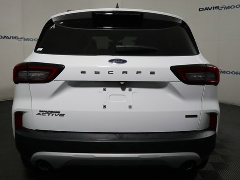 Used 2023 Ford Escape Active AWD/4WD image 7