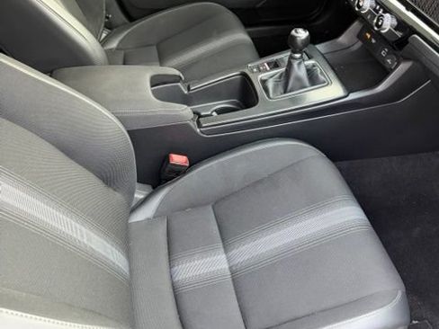 Used 2023 Honda Civic Sport image 8