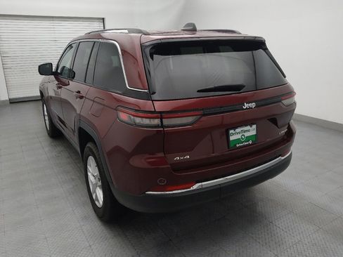 Used 2023 Jeep Grand Cherokee Laredo AWD/4WD image 5