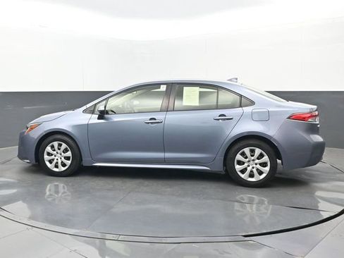 Used 2022 Toyota Corolla LE image 22