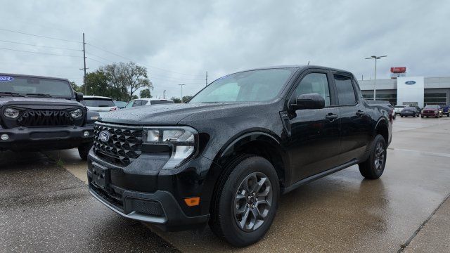 Used 2026 Ford Maverick XLT AWD/4WD image 3