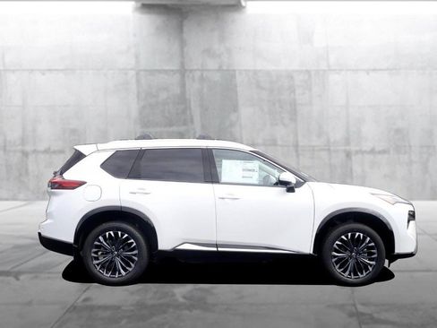 New 2026 Nissan Rogue Platinum w/ Platinum Premium Package image 5