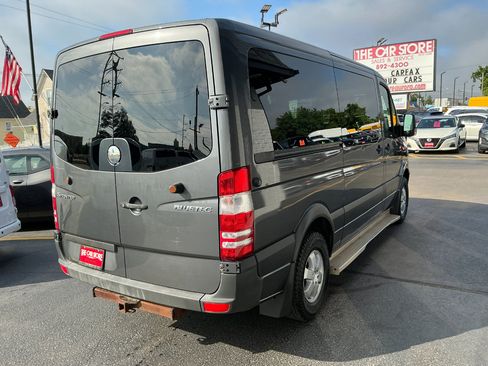 Used 2013 Freightliner Sprinter 2500 image 4