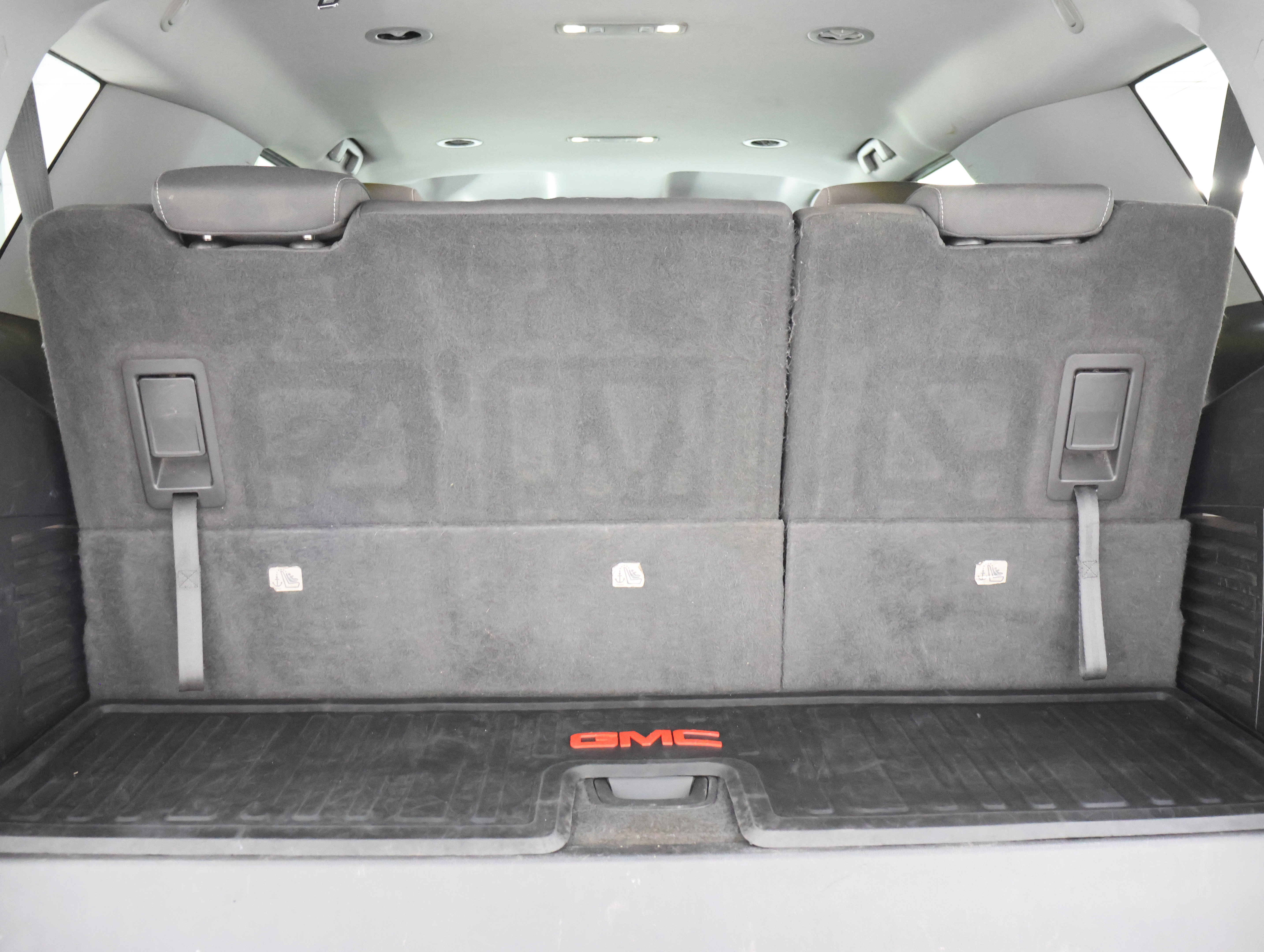 Used 2018 GMC Yukon SLE w/ SLE Value Package AWD/4WD image 27