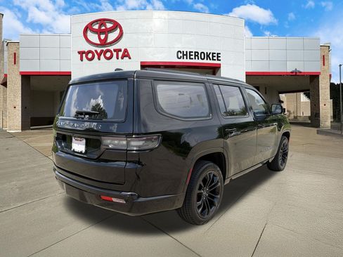Used 2024 Jeep Grand Wagoneer Series II w/ Quick Order Packagew 28T AWD/4WD image 5