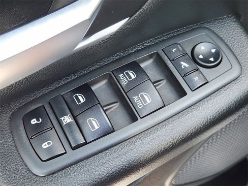 Used 2020 RAM 1500 Big Horn image 18