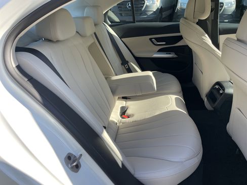 New 2026 Mercedes-Benz E 350 4MATIC Sedan image 41