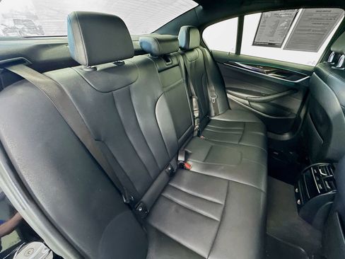Used 2018 BMW 530i RWD image 27