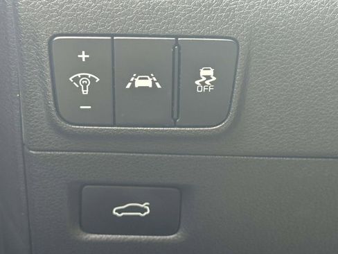 Used 2022 Kia K5 LXS FWD image 17