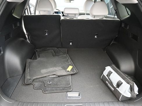 Used 2025 Hyundai Tucson Limited AWD/4WD image 19
