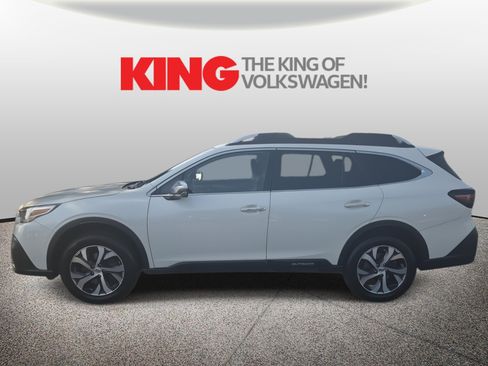 Used 2022 Subaru Outback Touring image 4