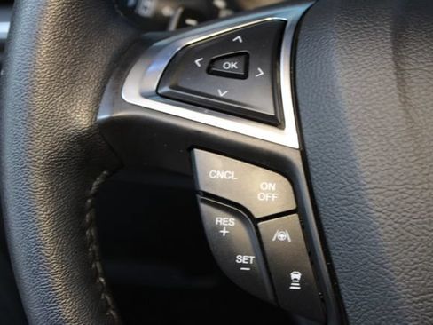 Used 2020 Ford Edge Titanium w/ Equipment Group 301A AWD/4WD image 23