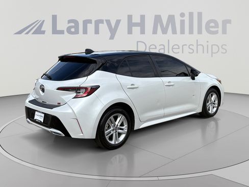 Used 2021 Toyota Corolla SE w/ Carpet Mat Package (TMS) FWD image 5