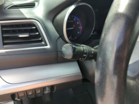 Used 2017 Subaru Outback 2.5i Premium image 21