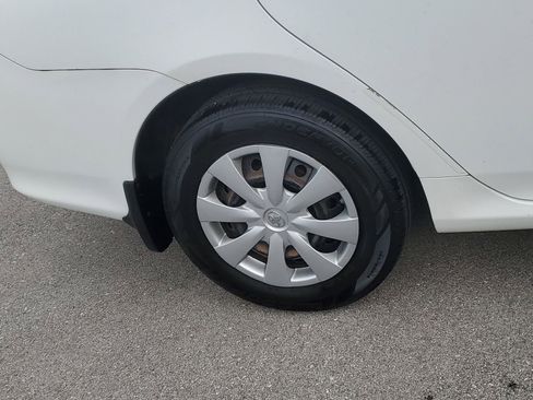 Used 2010 Toyota Corolla LE image 5