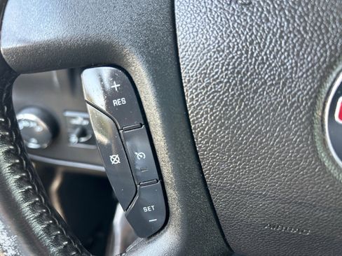 Used 2023 GMC Savana 2500 w/ Driver Convenience Package RWD image 19