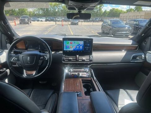 Used 2023 Lincoln Navigator Black Label AWD/4WD image 17