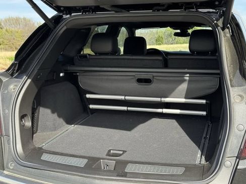 New 2025 Cadillac XT5 Premium Luxury FWD image 26