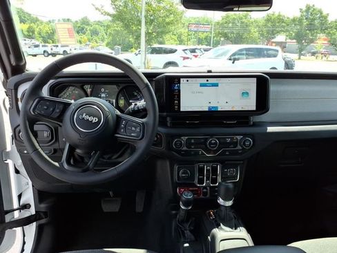 Used 2025 Jeep Wrangler Unlimited Sport S 4xe AWD/4WD image 18