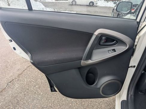 Used 2007 Toyota RAV4 Sport image 14