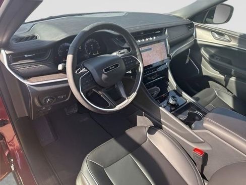 New 2026 Jeep Grand Cherokee L Limited AWD/4WD image 12