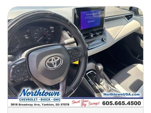 Used 2023 Toyota Corolla LE FWD image 15