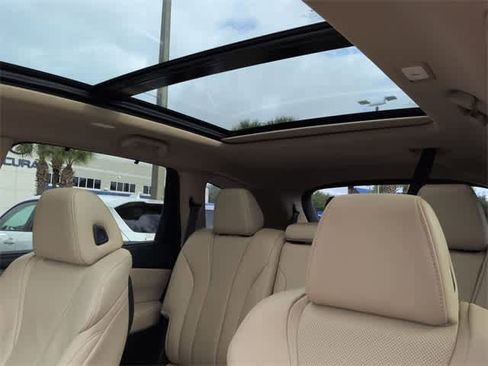 Certified 2023 Acura MDX w/Technology Package image 20