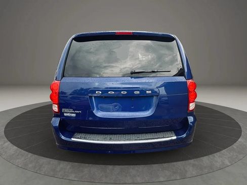 Used 2019 Dodge Grand Caravan SE w/ UConnect Hands-Free Group FWD image 4