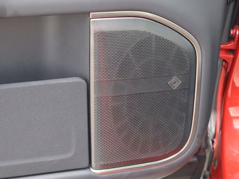 Used 2023 Rivian R1S Launch Edition image 22