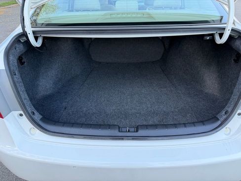 Used 2014 Honda Accord EX image 5