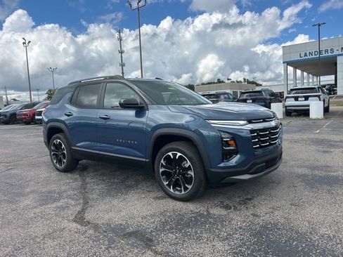 New 2026 Chevrolet Equinox LT w/ Convenience Package II image 1
