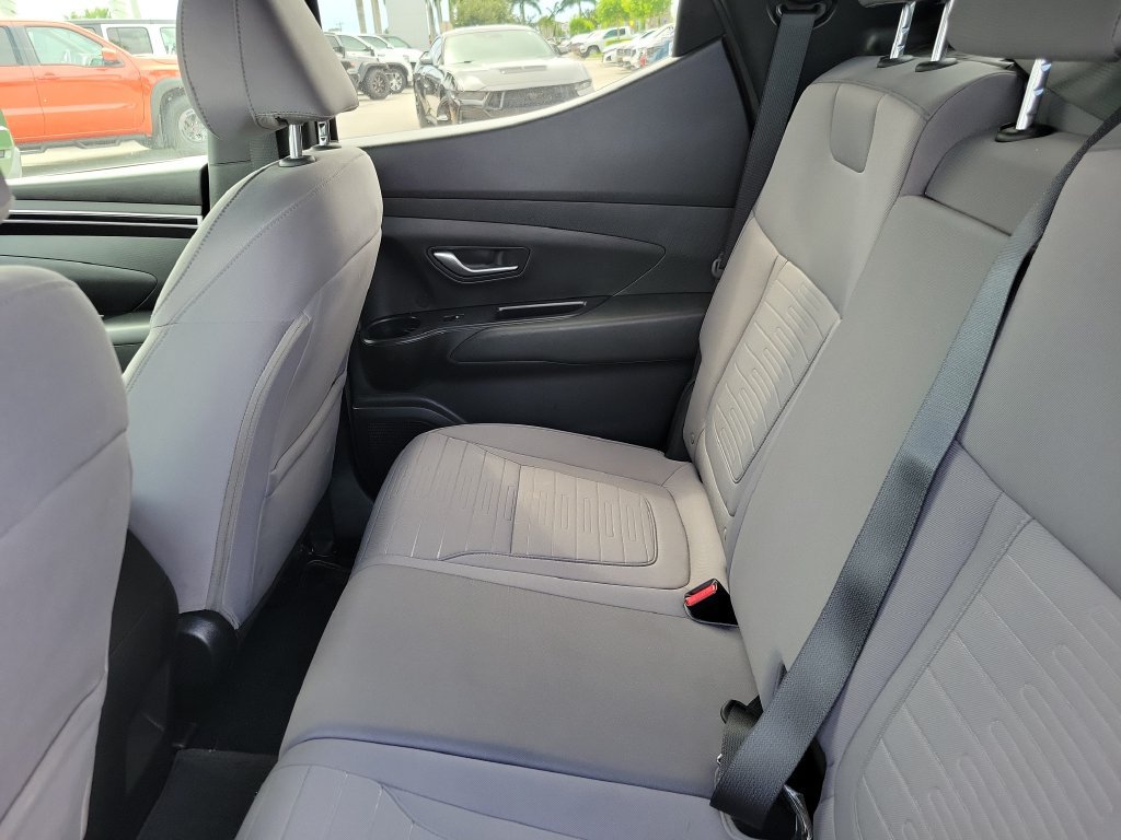 Used 2023 Hyundai Santa Cruz SEL Premium AWD/4WD image 14