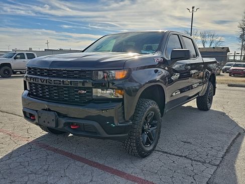 Used 2020 Chevrolet Silverado 1500 Custom Trail Boss image 3