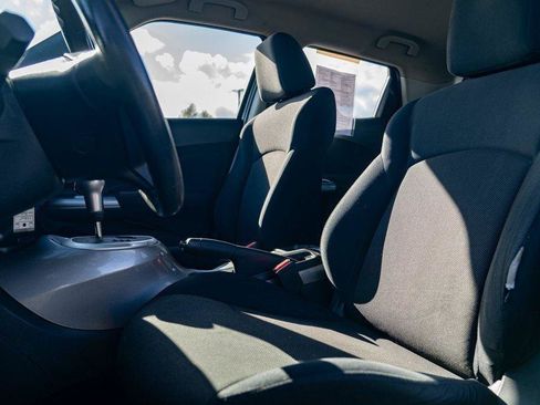 Used 2011 Nissan Juke S w/ Sport Pkg image 26