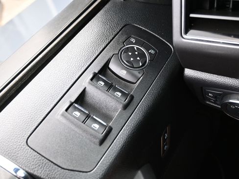 Used 2019 Ford F150 XLT w/ Equipment Group 302A Luxury image 24