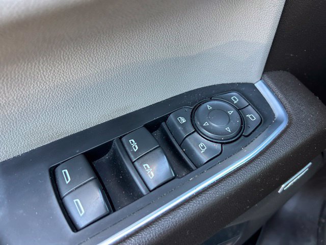 Used 2022 Chevrolet Silverado 1500 LTZ w/ LTZ Convenience Package II AWD/4WD image 15