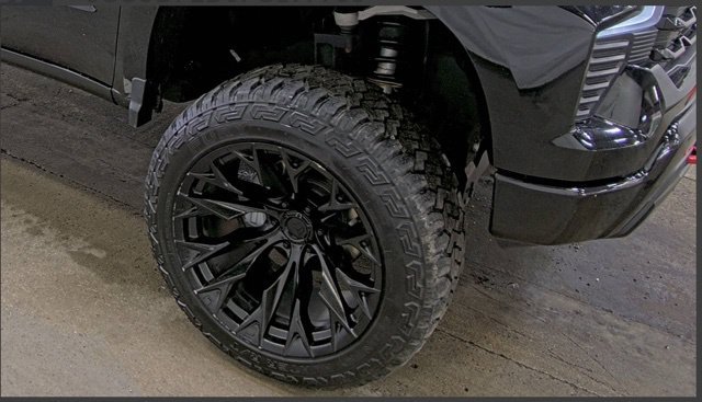 Used 2023 Chevrolet Silverado 1500 LT Trail Boss w/ Protection Package AWD/4WD image 6