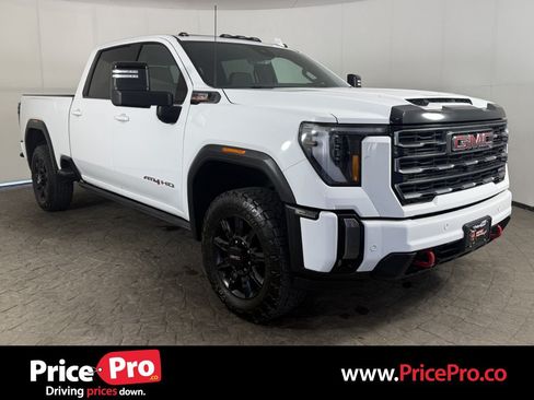 Used 2024 GMC Sierra 3500 AT4 w/ Technology Package AWD/4WD image 1