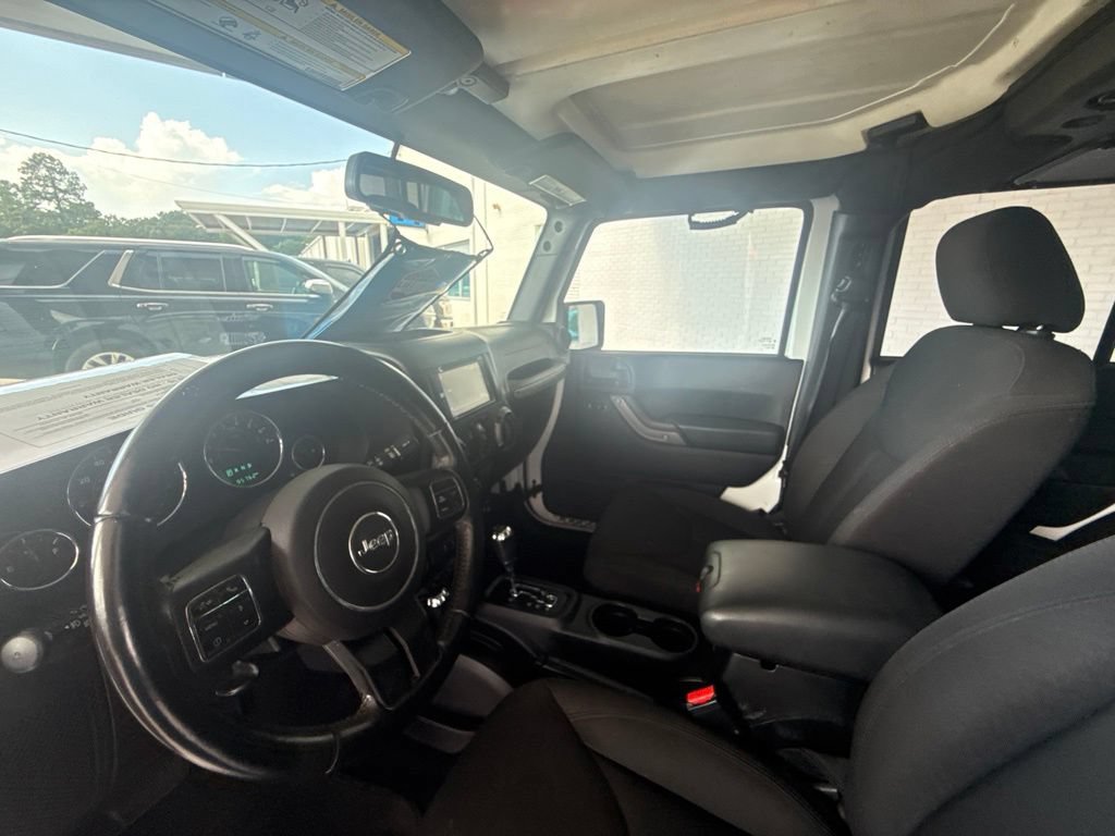 Used 2018 Jeep Wrangler Unlimited Sport S AWD/4WD image 29