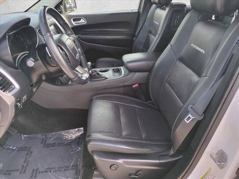 Used 2018 Dodge Durango Citadel w/ Technology Group AWD/4WD image 16